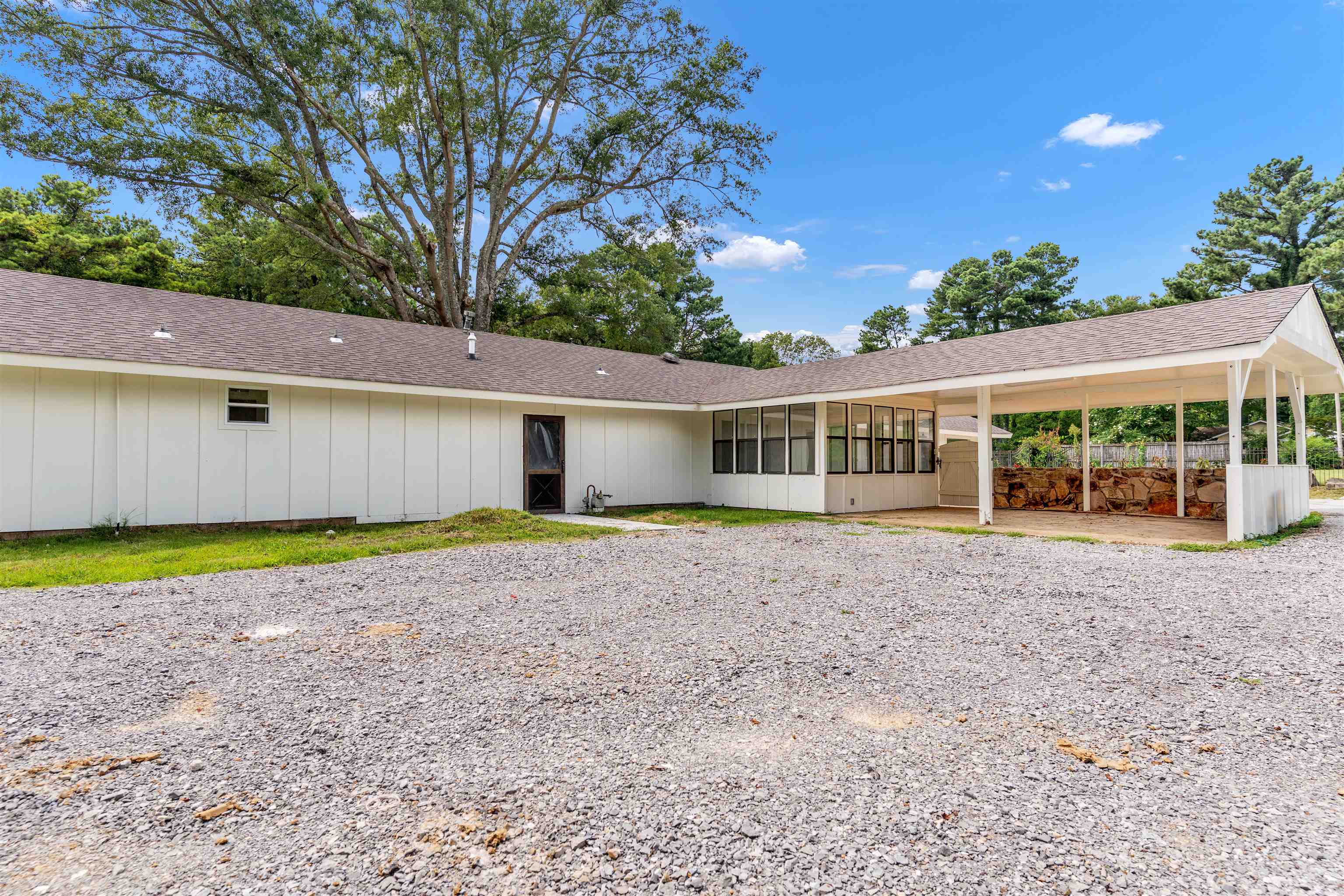 815 Fisherville Road Collierville, TN 38017 - Photo 31 of 40 a view of a house with backyard and garden