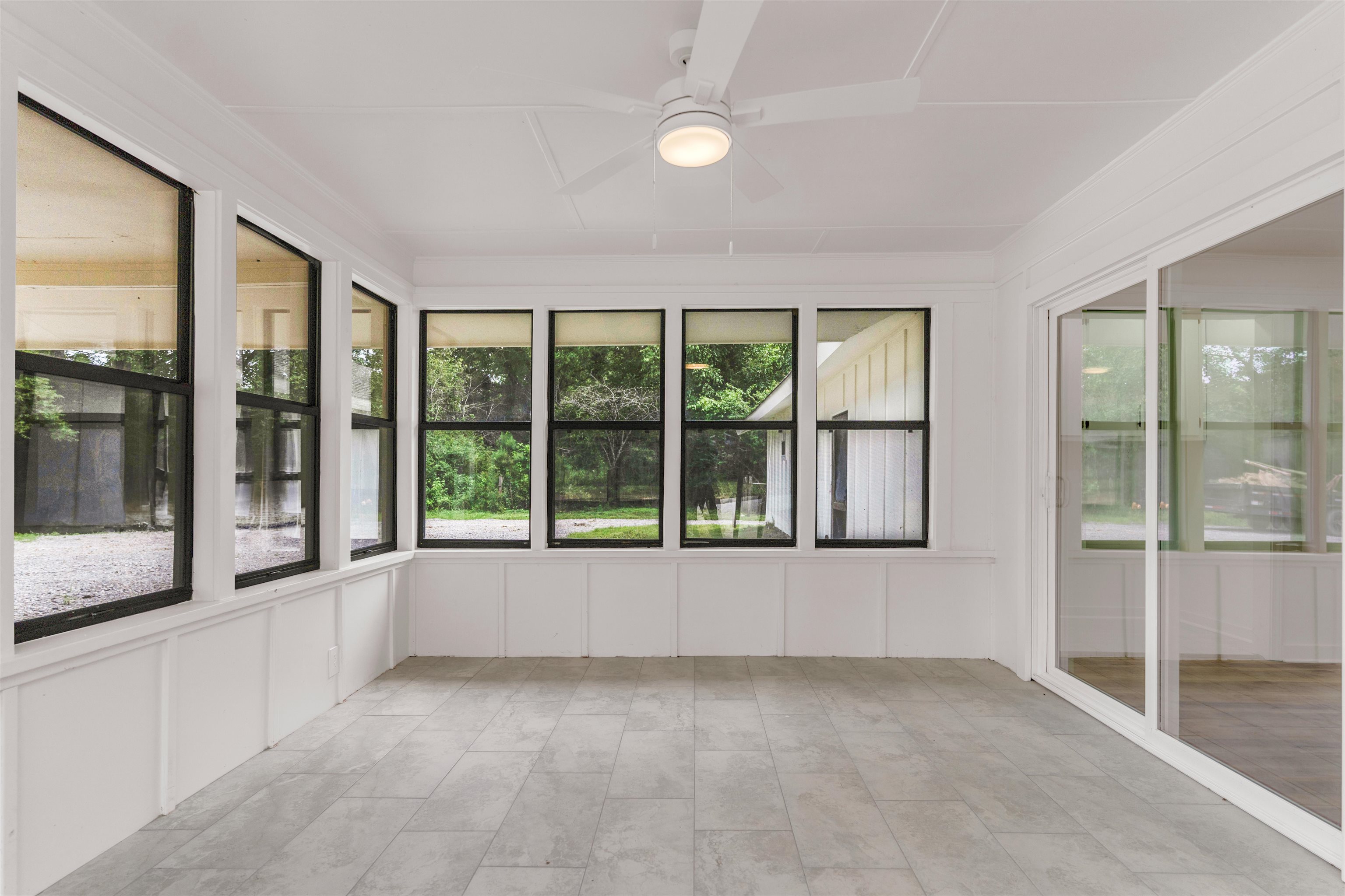 815 Fisherville Road Collierville, TN 38017 - Photo 33 of 40 a view of an empty room with a window