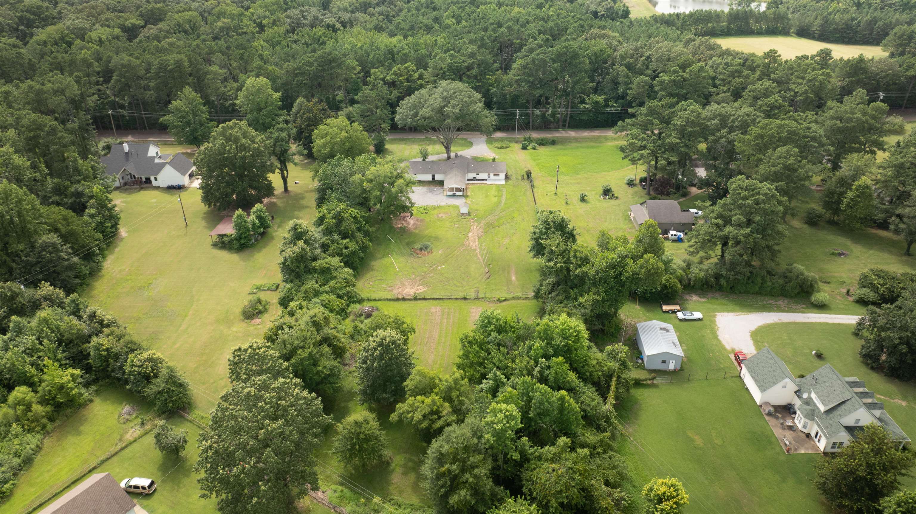 815 Fisherville Road Collierville, TN 38017 - Photo 38 of 40 an aerial view of residential house with outdoor space and swimming pool