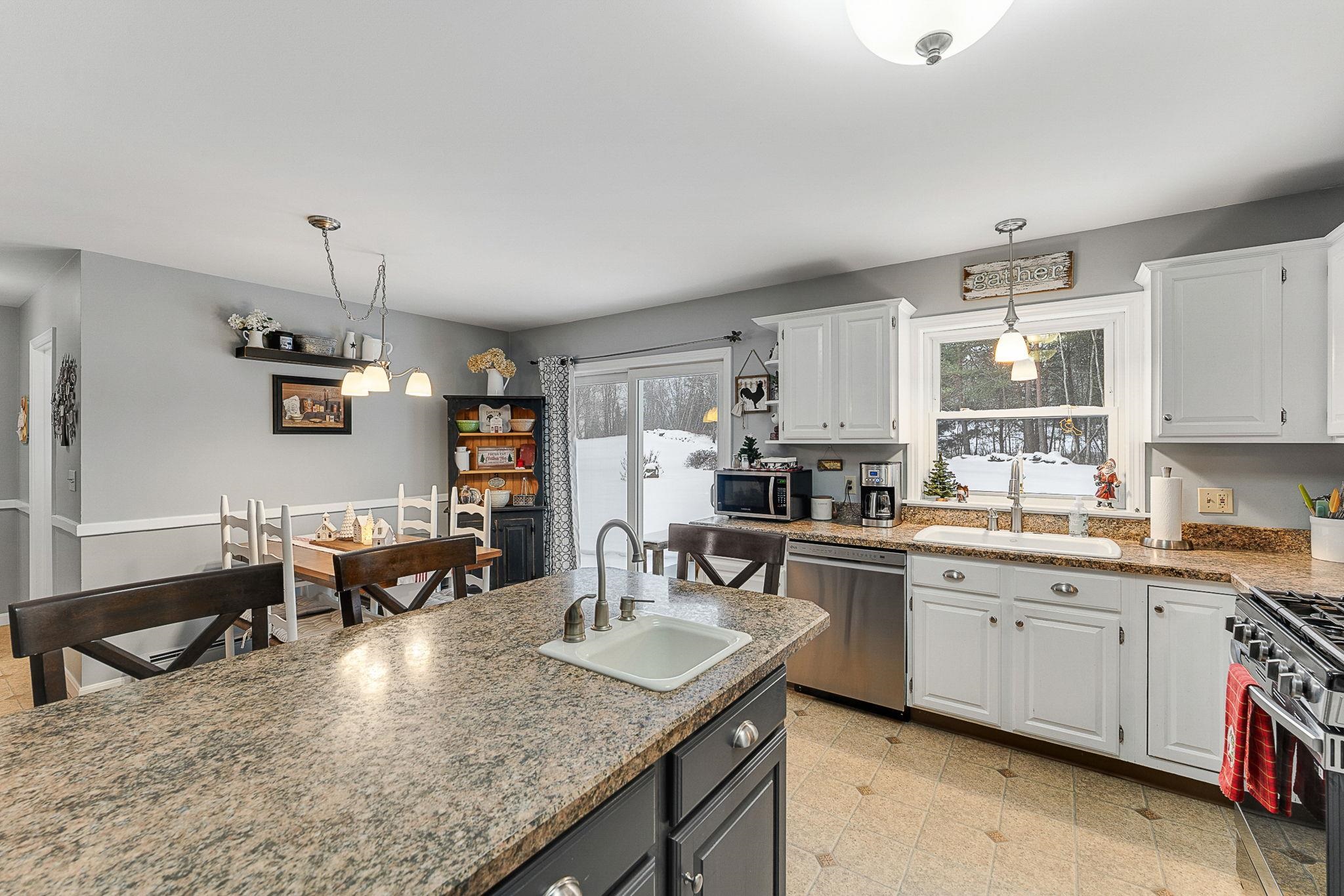 102 Bluebird Road Williamstown, VT 05679 - Photo 13 of 50