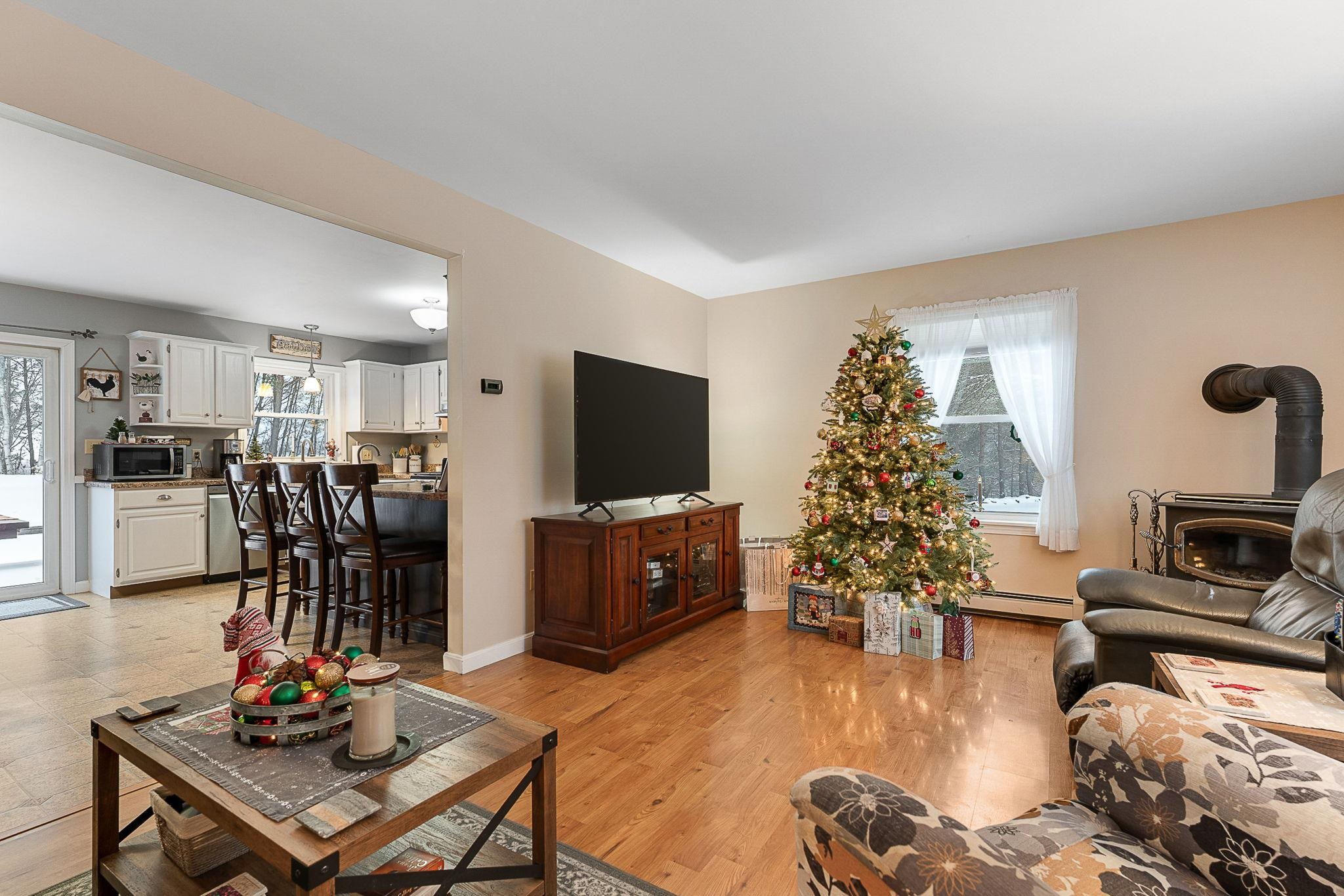 102 Bluebird Road Williamstown, VT 05679 - Photo 17 of 50