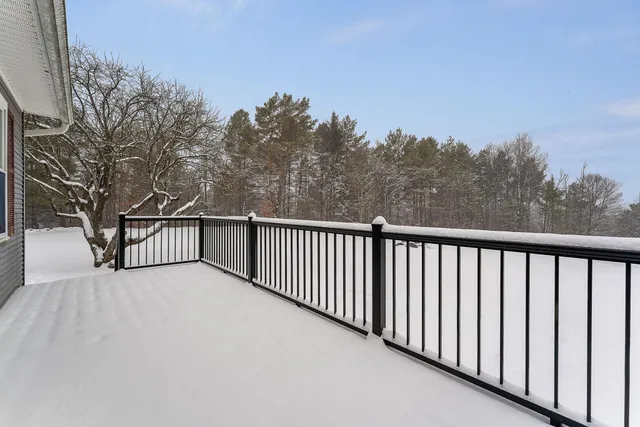 $388,500 | 102 Bluebird Road, Williamstown, VT 05679