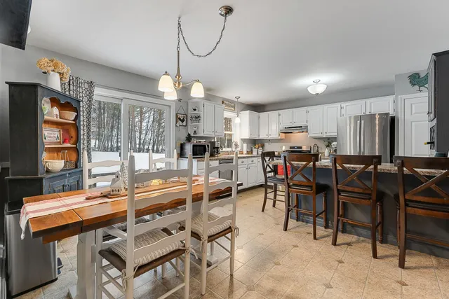 $388,500 | 102 Bluebird Road, Williamstown, VT 05679