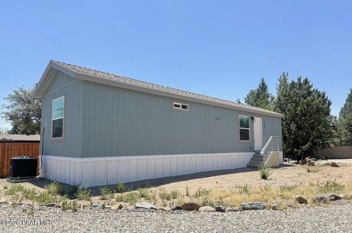 1519 Private Road, Unit 1519 Prescott, AZ 86301 - Photo 8 of 9 Side View