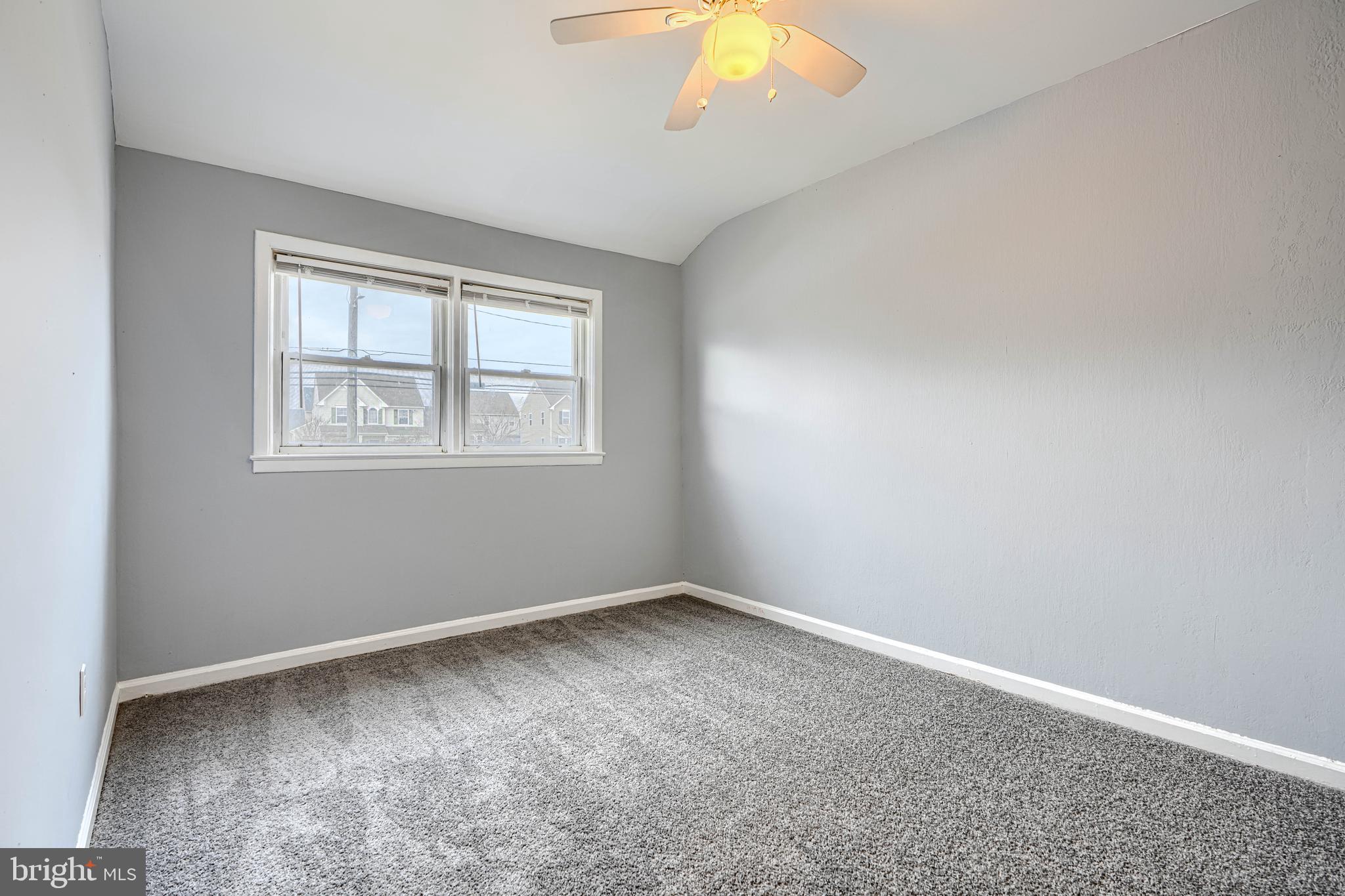 9715 Bird River Road Baltimore, MD 21220 - Photo 15 of 27