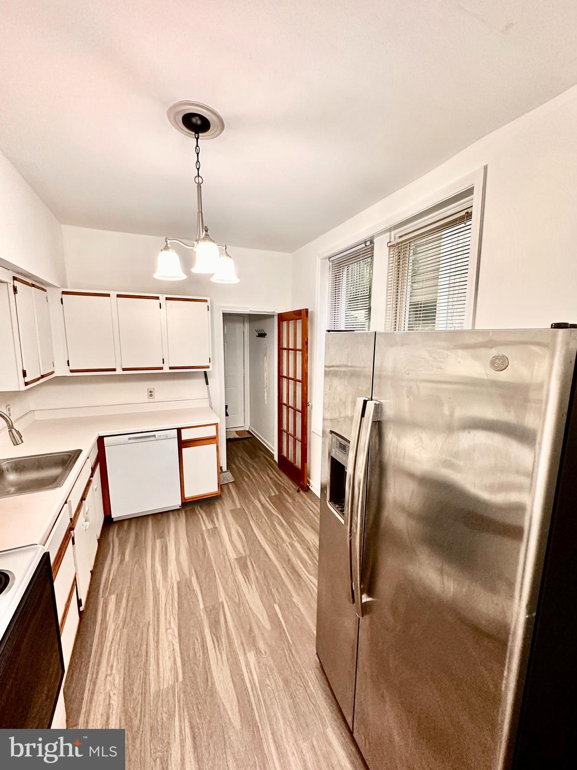 5227 Ridge Avenue Philadelphia, PA 19128 - Photo 9 of 17