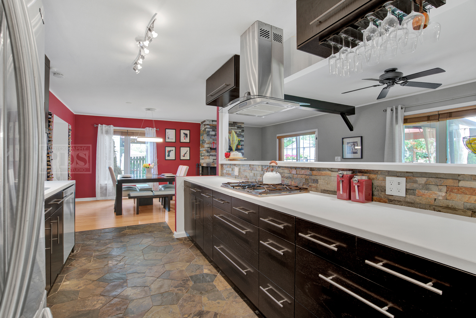 1340 Hassell Road Hoffman Estates, IL 60169 - Photo 11 of 49