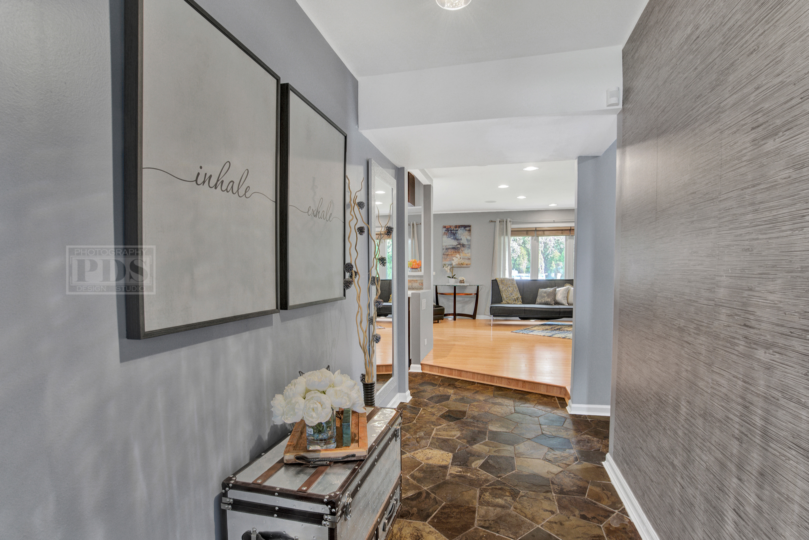 1340 Hassell Road Hoffman Estates, IL 60169 - Photo 5 of 49