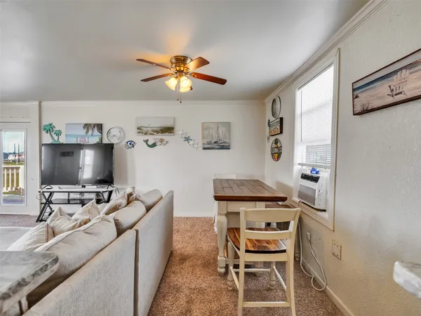 $240,860 | 914 Treaty Drive, Surfside Beach, TX 77541