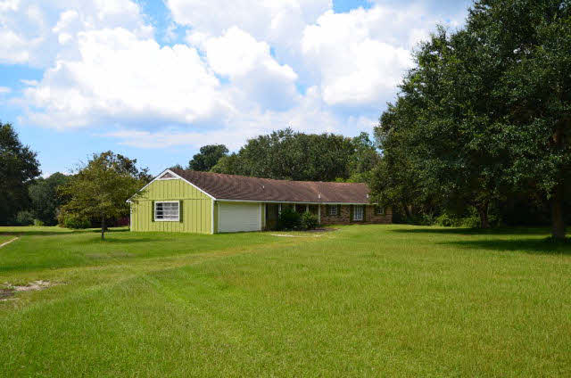 16533 Danne Road Fairhope, AL 36532 - Photo 5 of 41 Front of Home