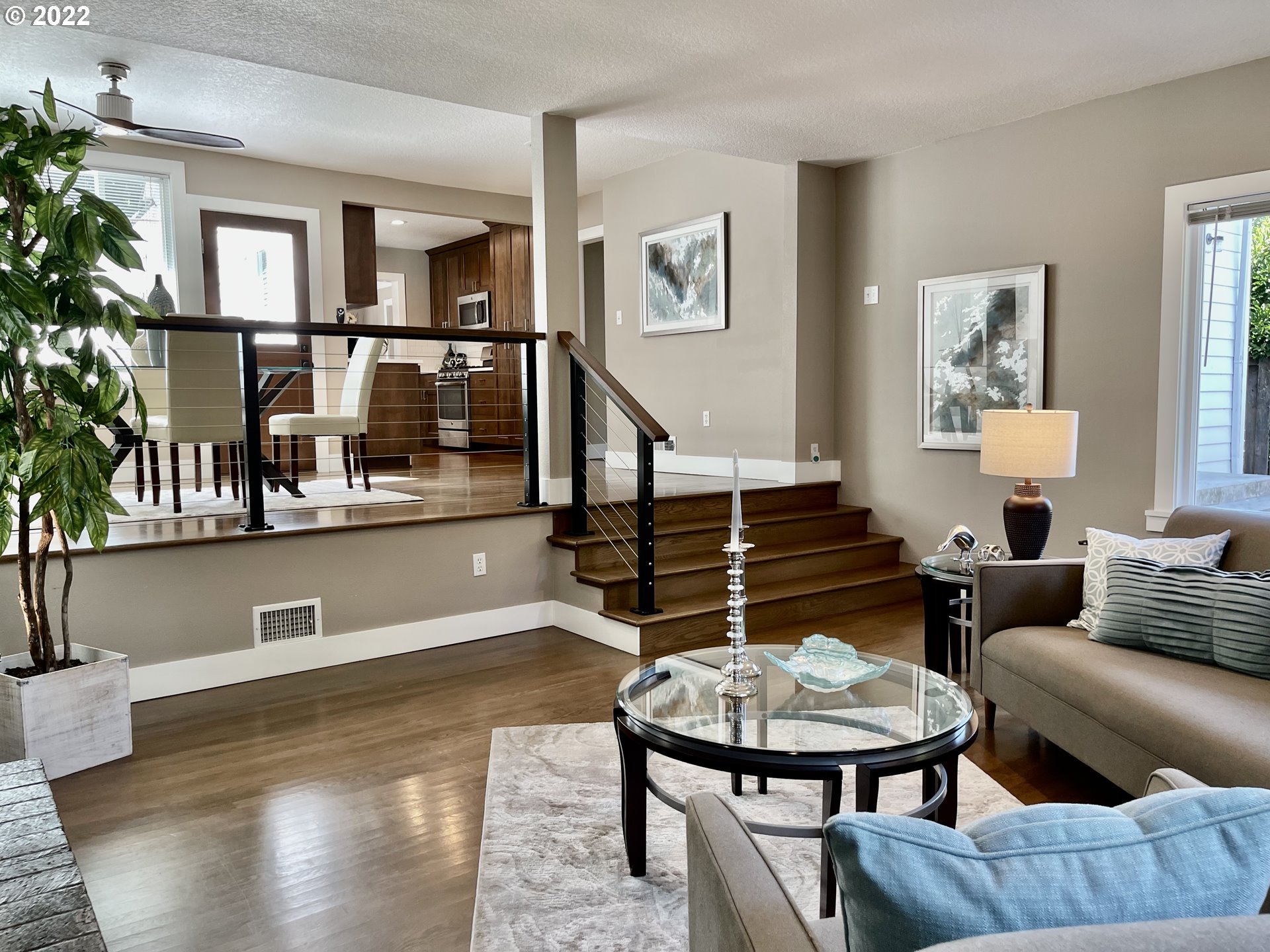 7136 North Chase Avenue Portland, OR 97217 - Photo 11 of 26 a living room with furniture and a table