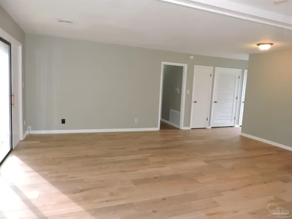 $1,600 | 3641 Cherry Laurel Drive, Pensacola, FL 32504