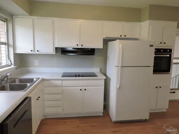 $1,600 | 3641 Cherry Laurel Drive, Pensacola, FL 32504