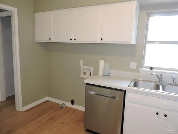 $1,600 | 3641 Cherry Laurel Drive, Pensacola, FL 32504