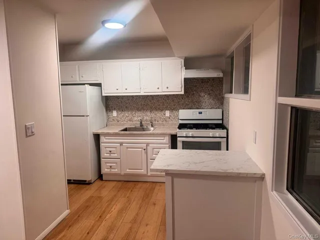 $4,250 | 5 Birch Court, Riverhead, NY 11901