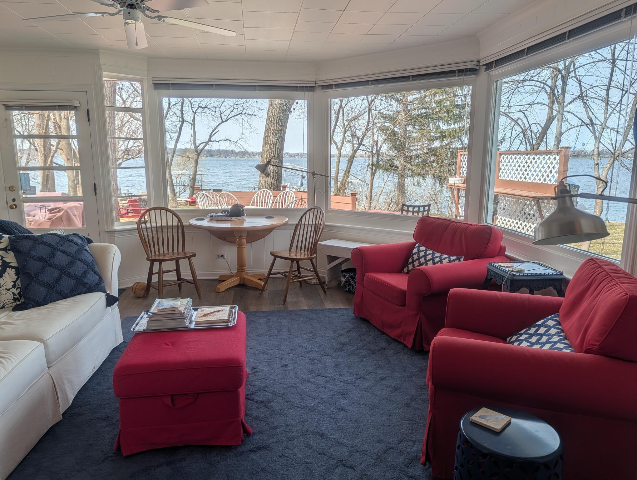 1415 South Shore Drive Delavan, WI 53115 - Photo 7 of 20 Great Room