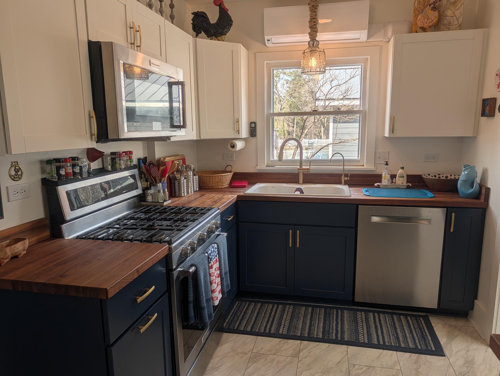 1415 South Shore Drive Delavan, WI 53115 - Photo 10 of 20 Kitchen