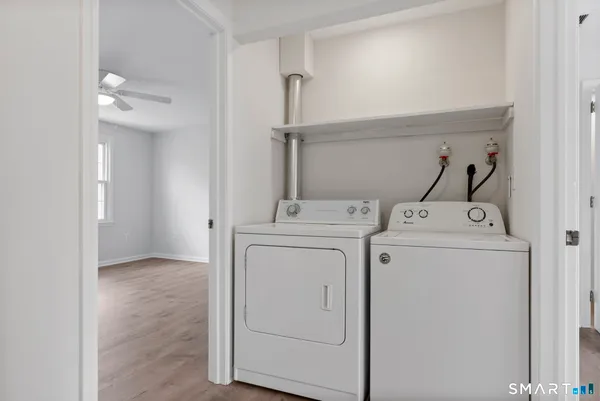$299,900 | 1 Barrington Drive, Unit B, Wethersfield, CT 06109