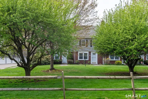 $299,900 | 1 Barrington Drive, Unit B, Wethersfield, CT 06109