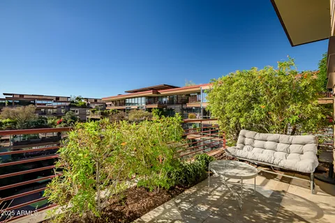 a view of outdoor space and city view