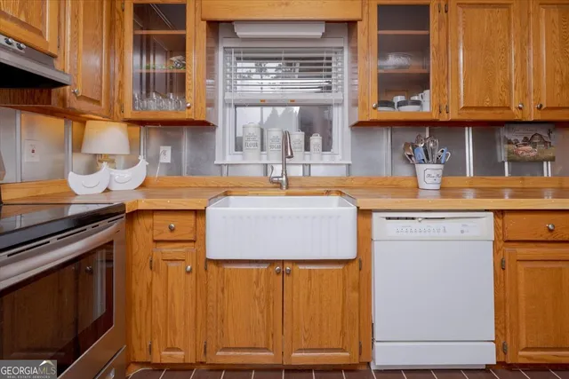 $350,000 | 150 Moss Oaks Road, Perry, GA 31069