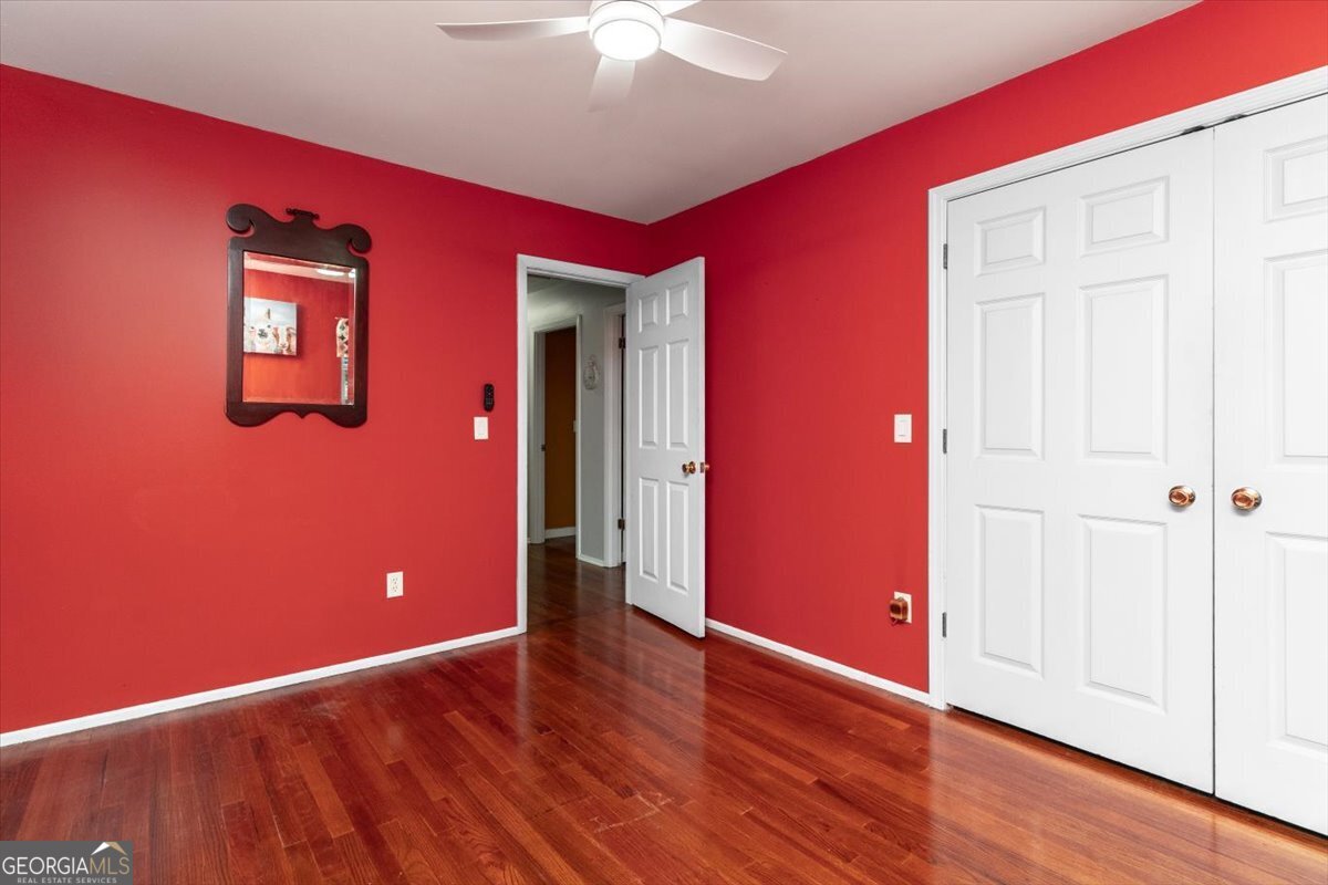 150 Moss Oaks Road Perry, GA 31069 - Photo 32 of 51 a view of a livingroom with wooden floor