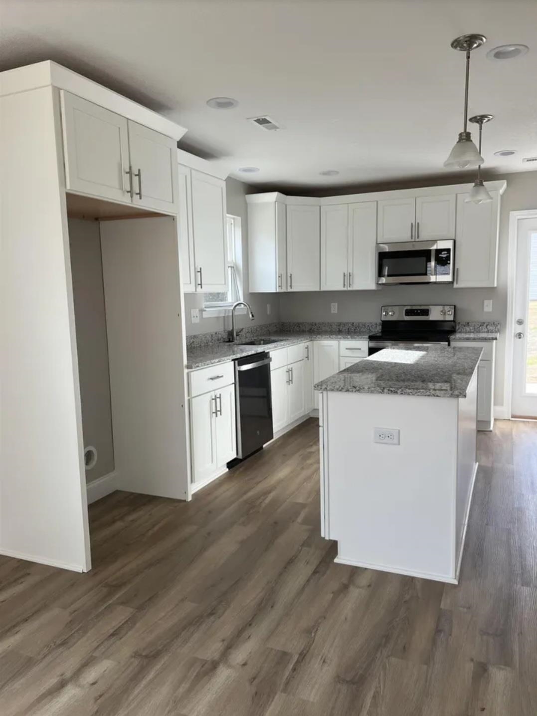 3127 Lorenzo Court Inman, SC 29349 - Photo 5 of 15