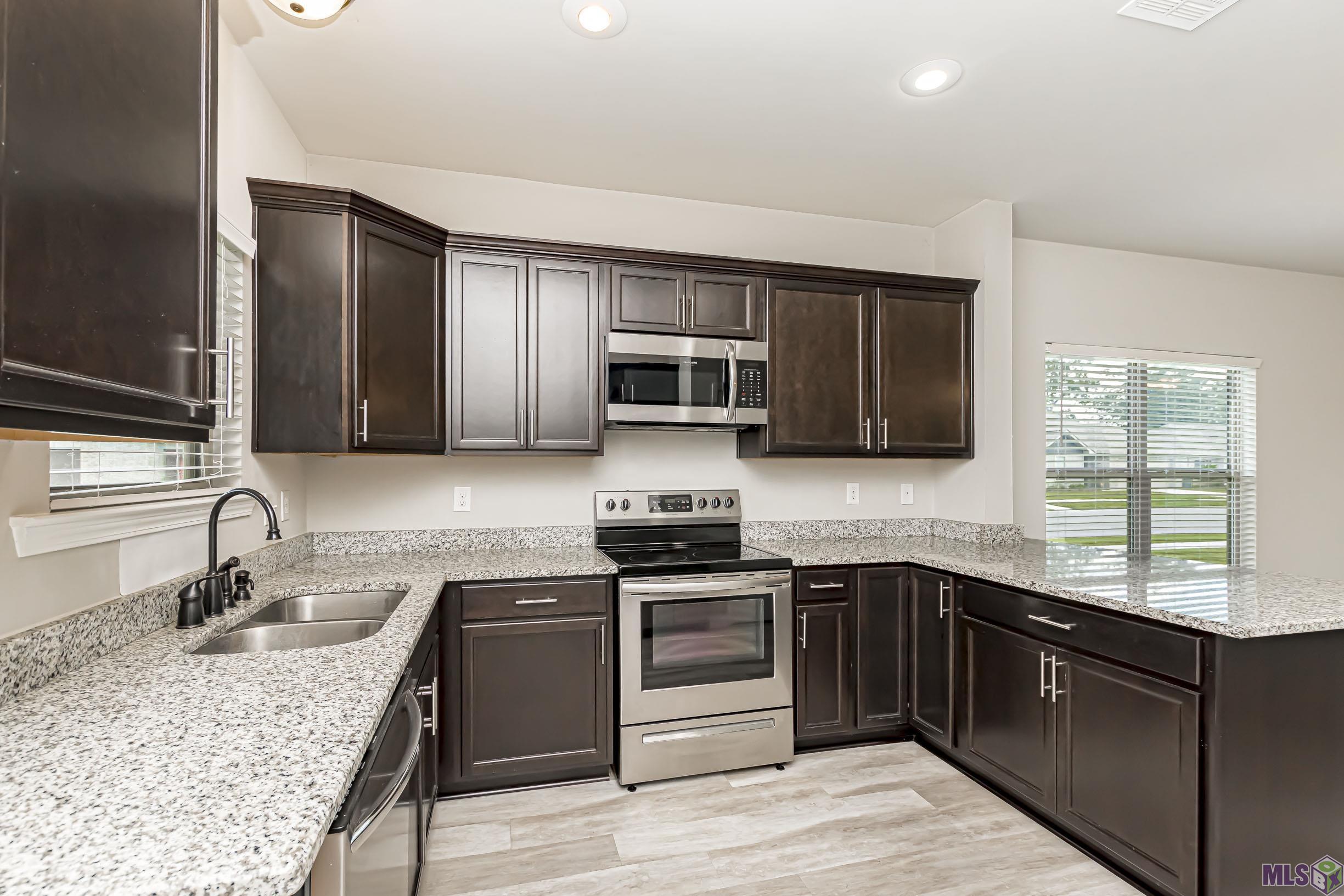 43138 Viewside Avenue Prairieville, LA 70769 - Photo 5 of 17 Gallery Image 5