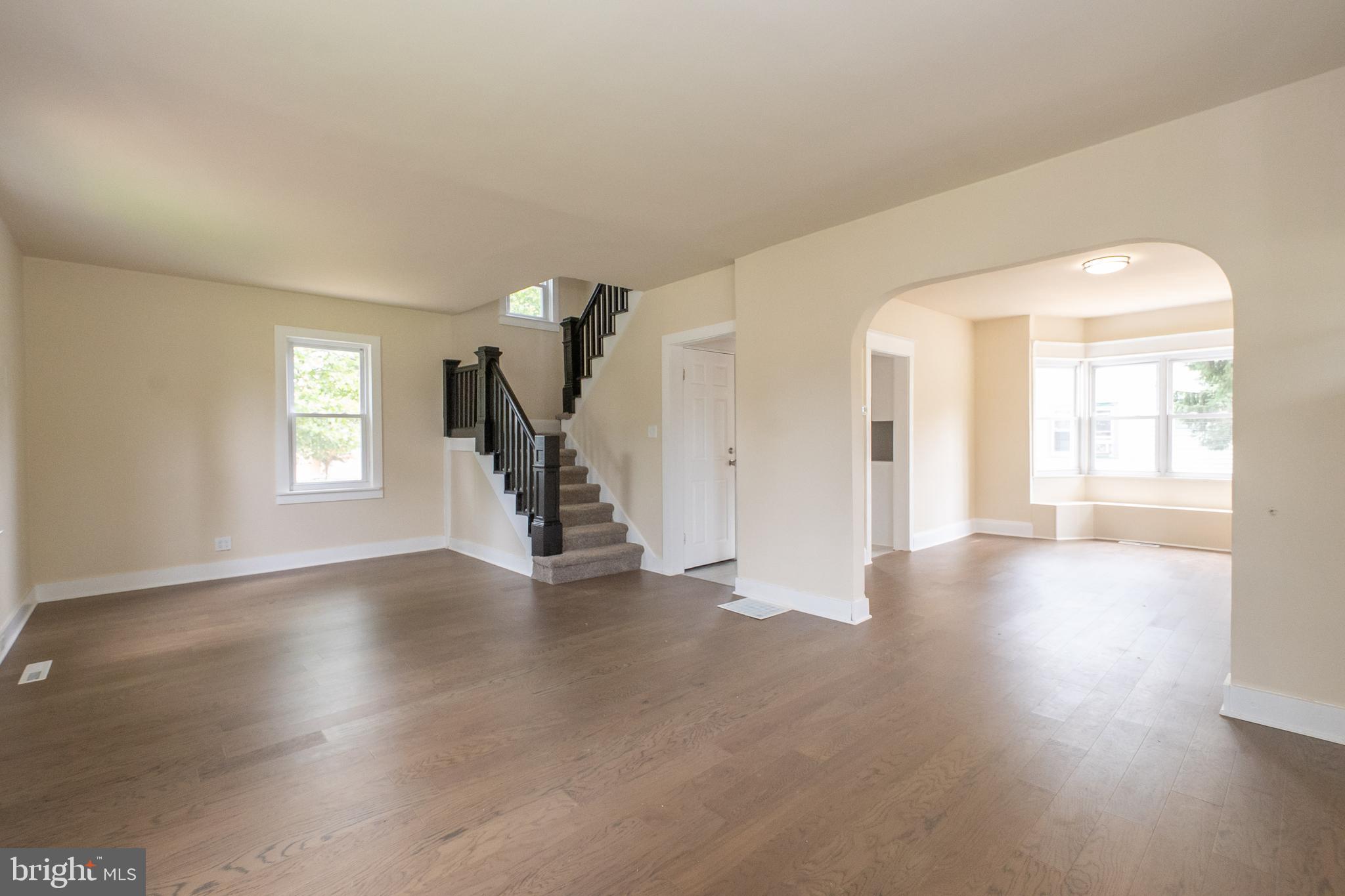 1052 Pennington Road Ewing, NJ 08618 - Photo 13 of 29