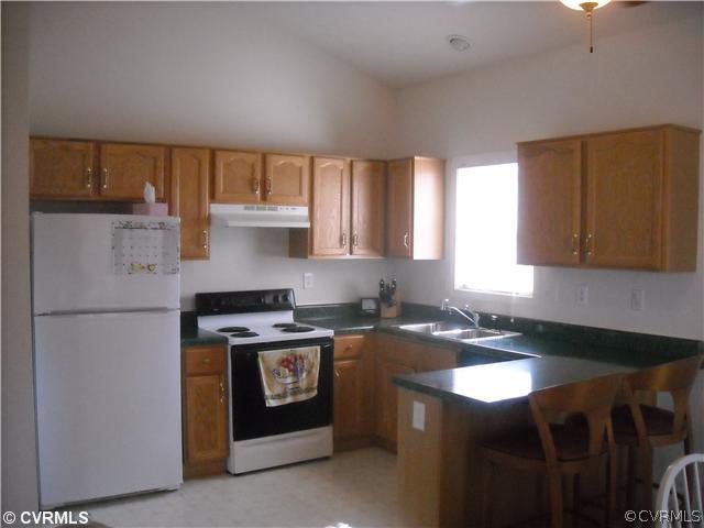 5334 Meadoway Road Richmond, VA 23234 - Photo 3 of 6 Kitchen