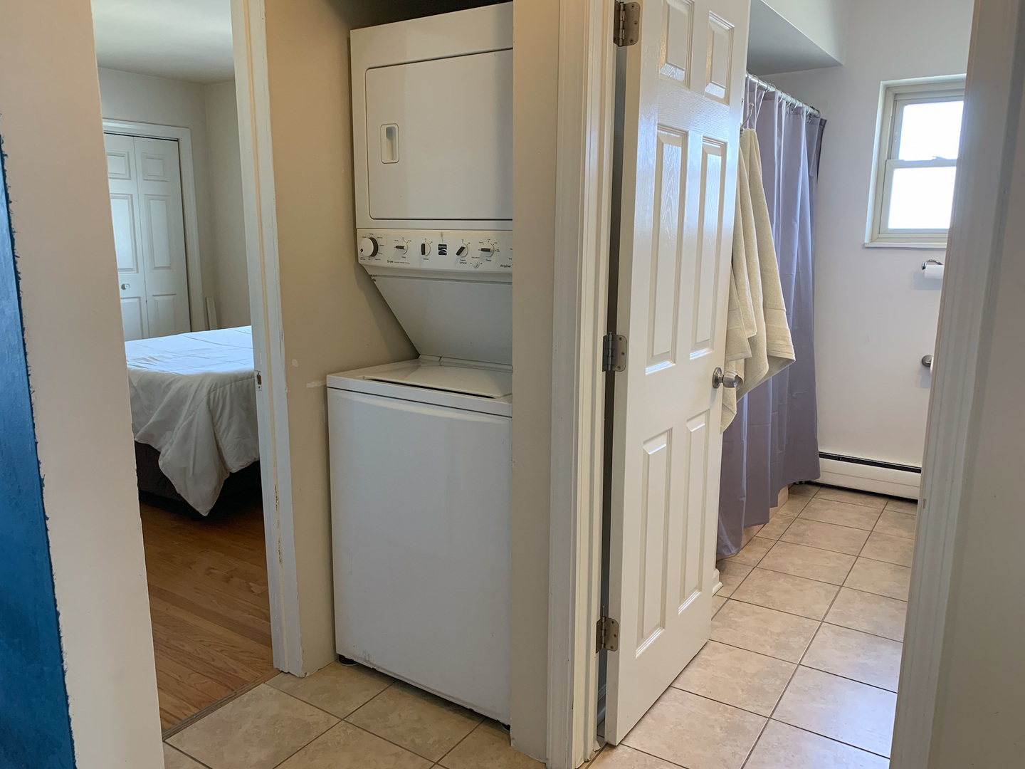 1616 South Mannheim Road Westchester, IL 60154 - Photo 10 of 13 a utility room with dryer and washer