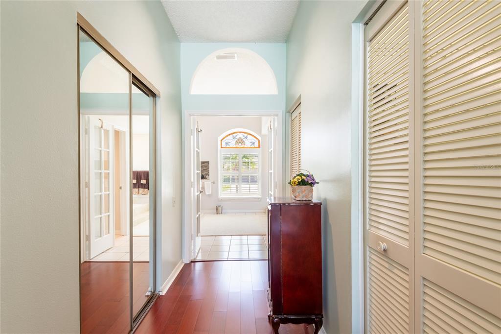690 Weathersfield Drive Dunedin, FL 34698 - Photo 25 of 58