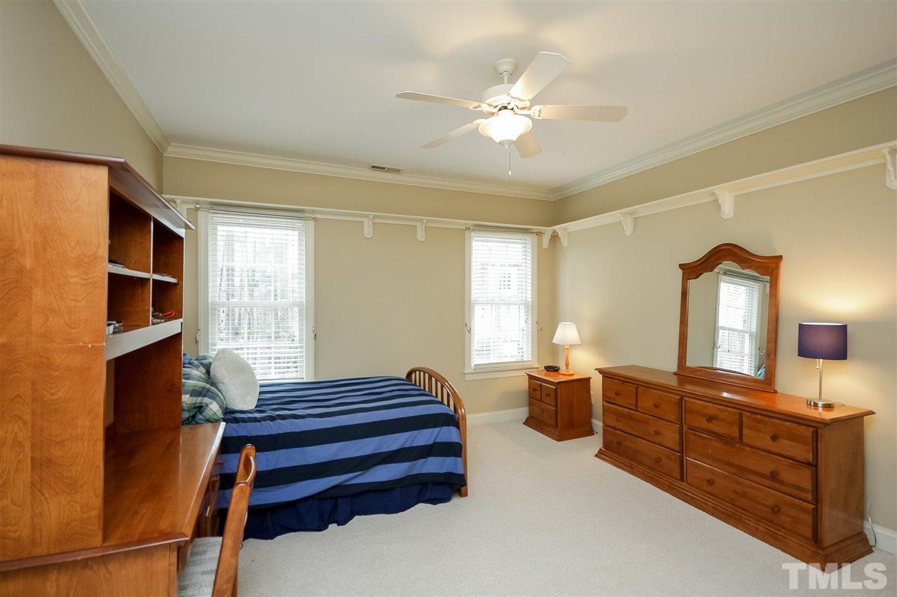 3205 Mossy Ridge Court Raleigh, NC 27613 - Photo 14 of 25