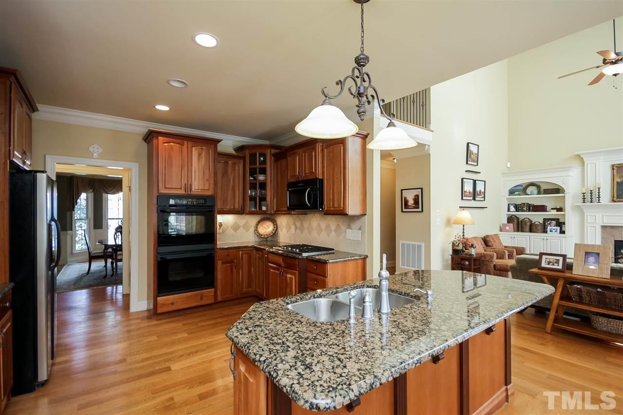 3205 Mossy Ridge Court Raleigh, NC 27613 - Photo 5 of 25