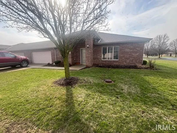 $220,000 | 123 Pilgrim Drive, Portland, IN 47371