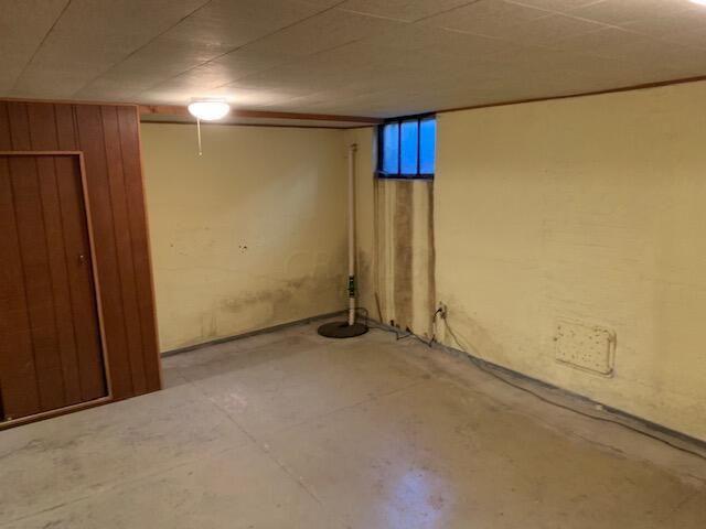 2071 Westover Road Columbus, OH 43221 - Photo 38 of 49 27