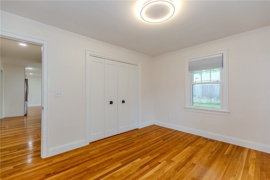 8 Barnes Street Smithfield, RI 02828 - Photo 30 of 48