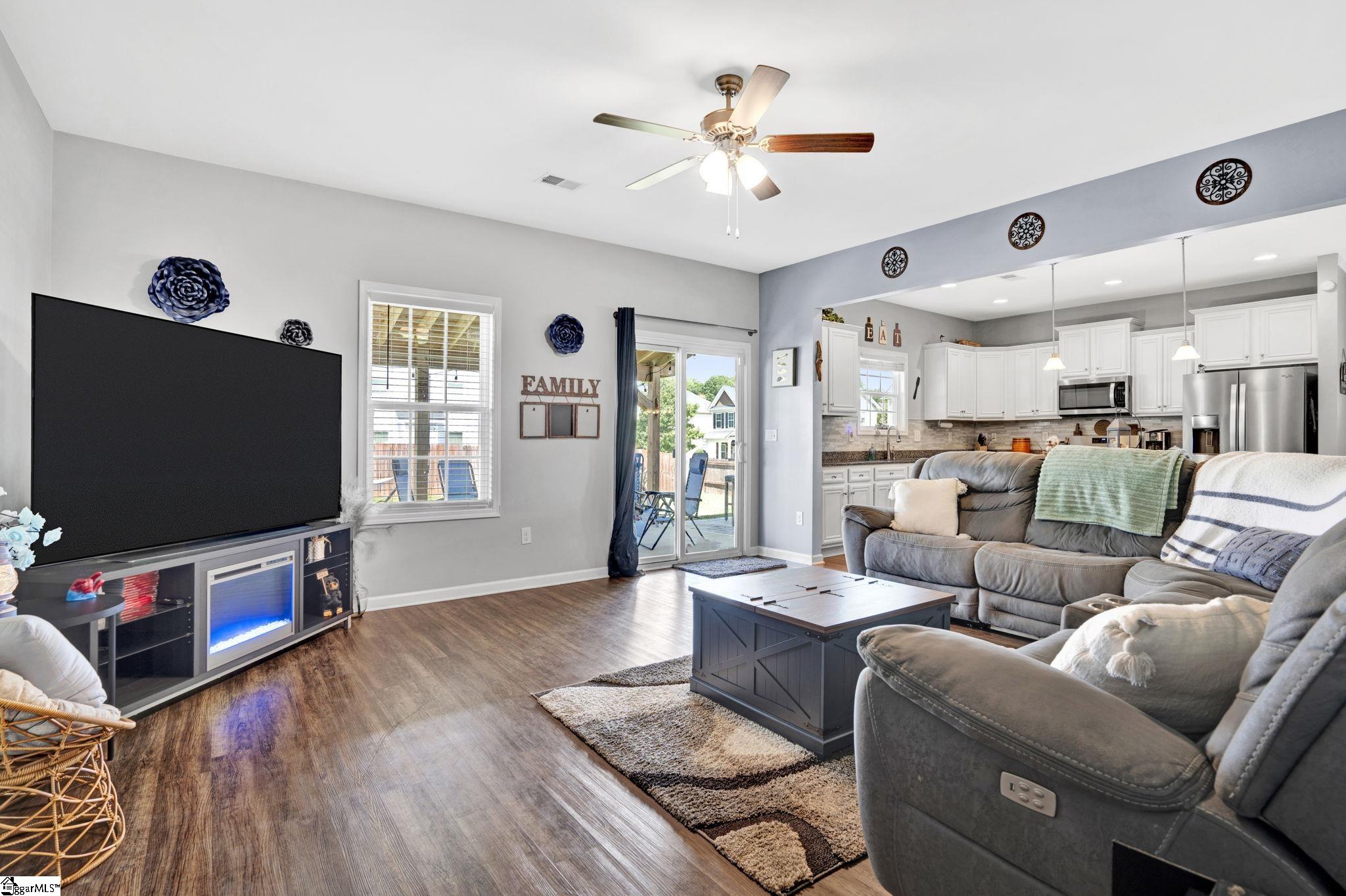 817 Camberwell Road Simpsonville, SC 29680 - Photo 13 of 43