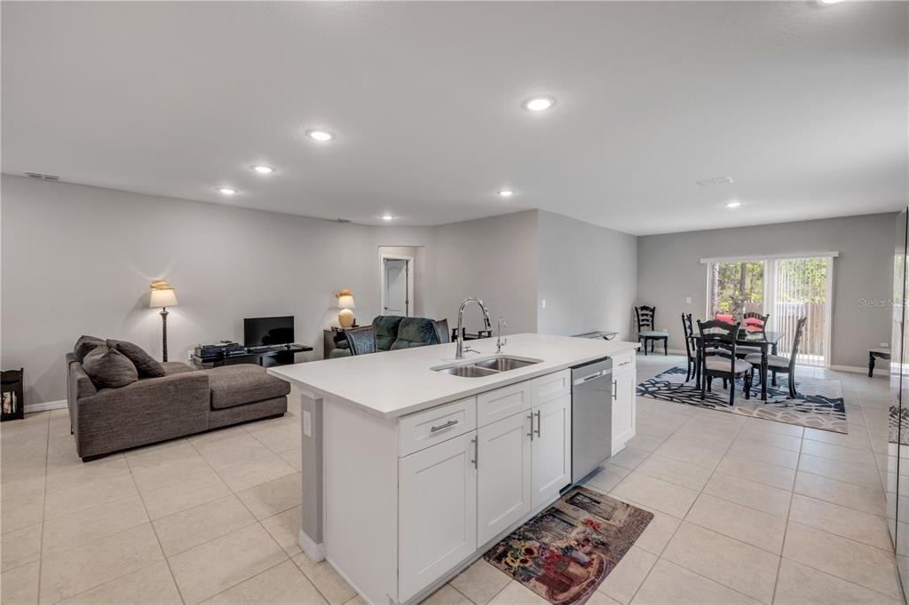 703 Volco Road Edgewater, FL 32141 - Photo 13 of 58