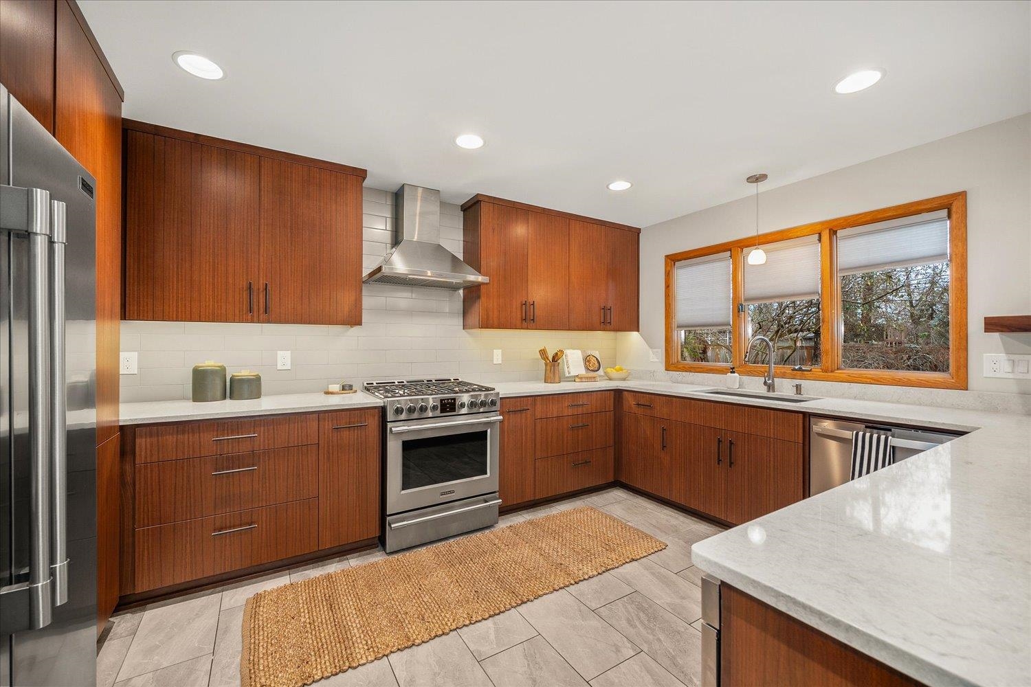 3419 South Saxon Court Spokane, WA 99203 - Photo 13 of 49