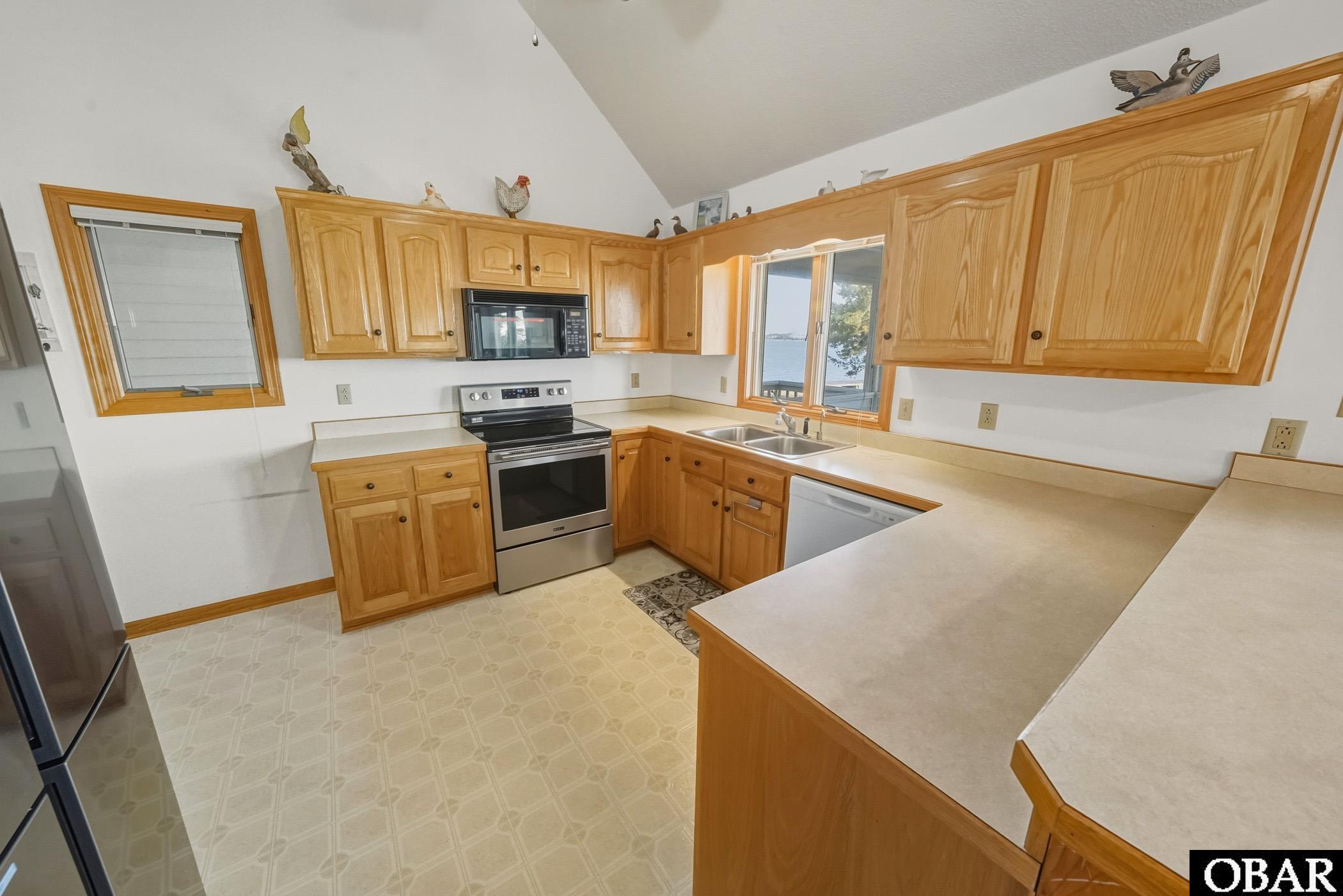 105 North Water Street Point Harbor, NC 27964 - Photo 17 of 50