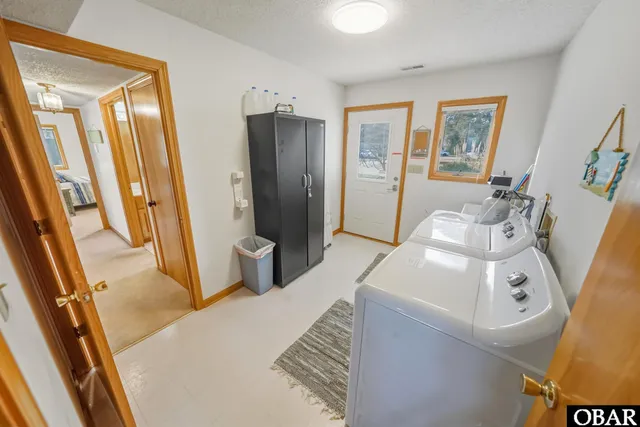 $630,000 | 105 North Water Street, Point Harbor, NC 27964