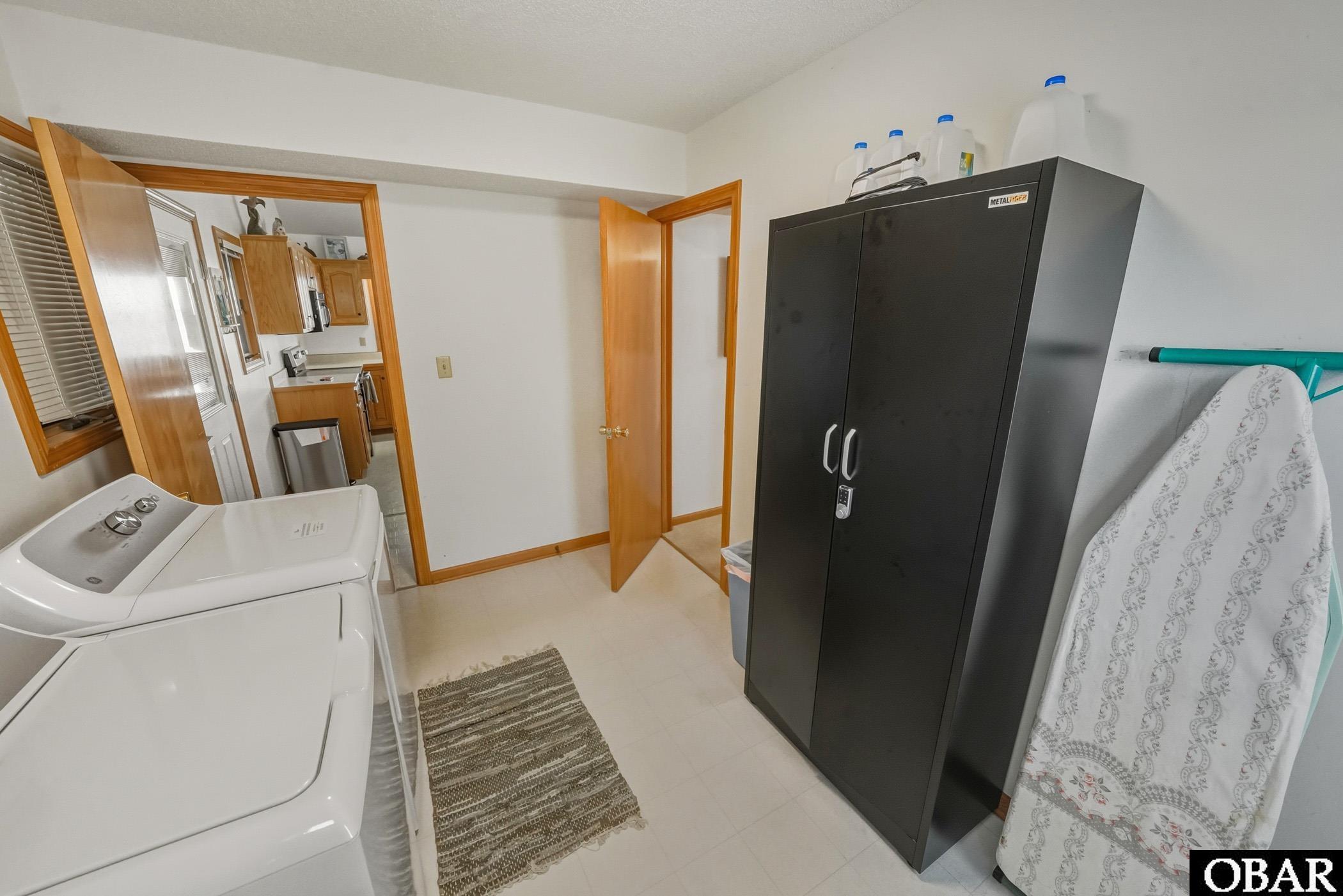 105 North Water Street Point Harbor, NC 27964 - Photo 23 of 50 Lots of Storage