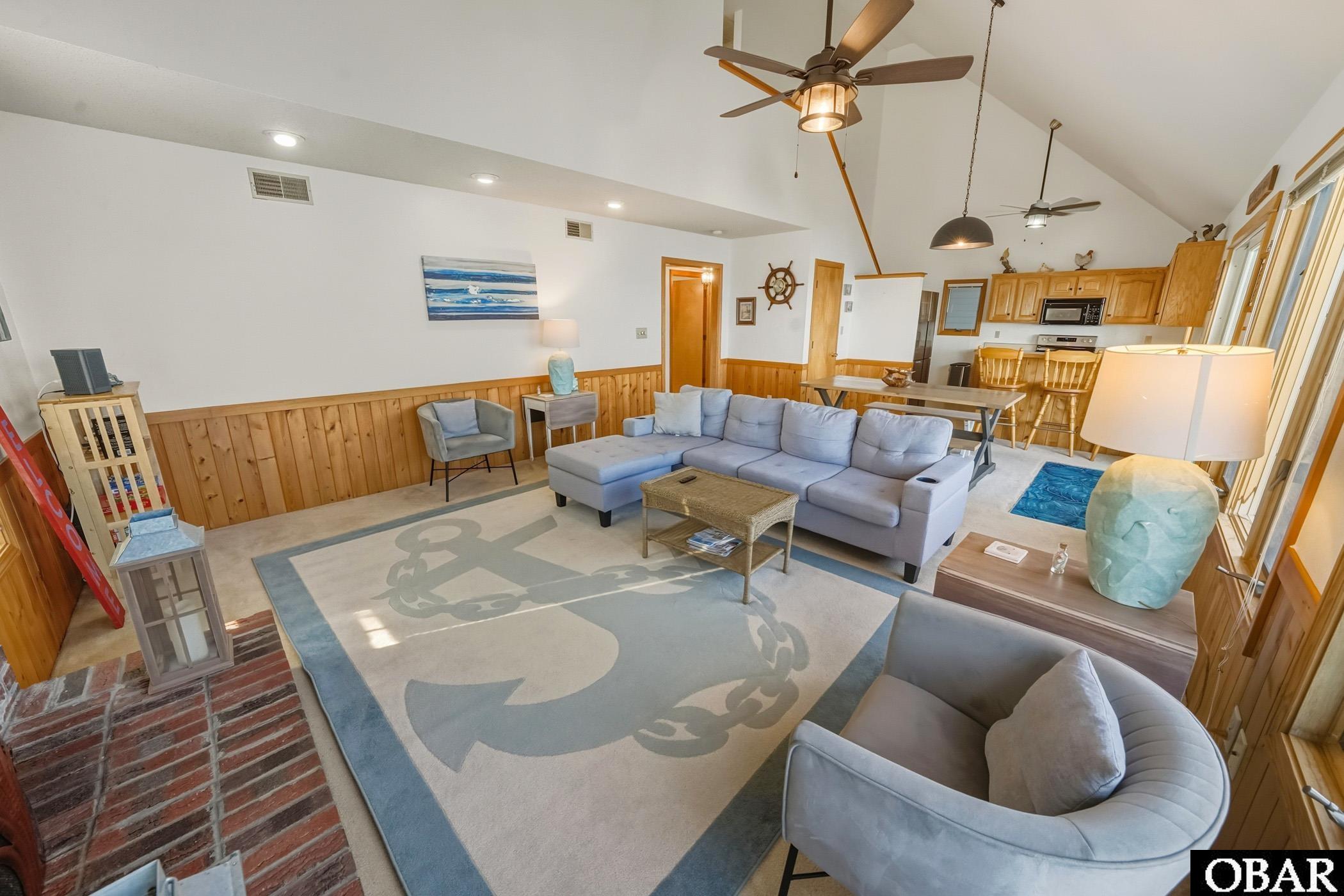 105 North Water Street Point Harbor, NC 27964 - Photo 7 of 50 Wainscotting