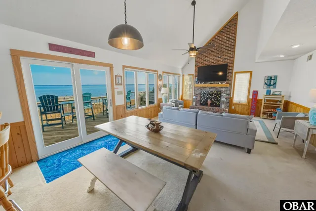 $630,000 | 105 North Water Street, Point Harbor, NC 27964