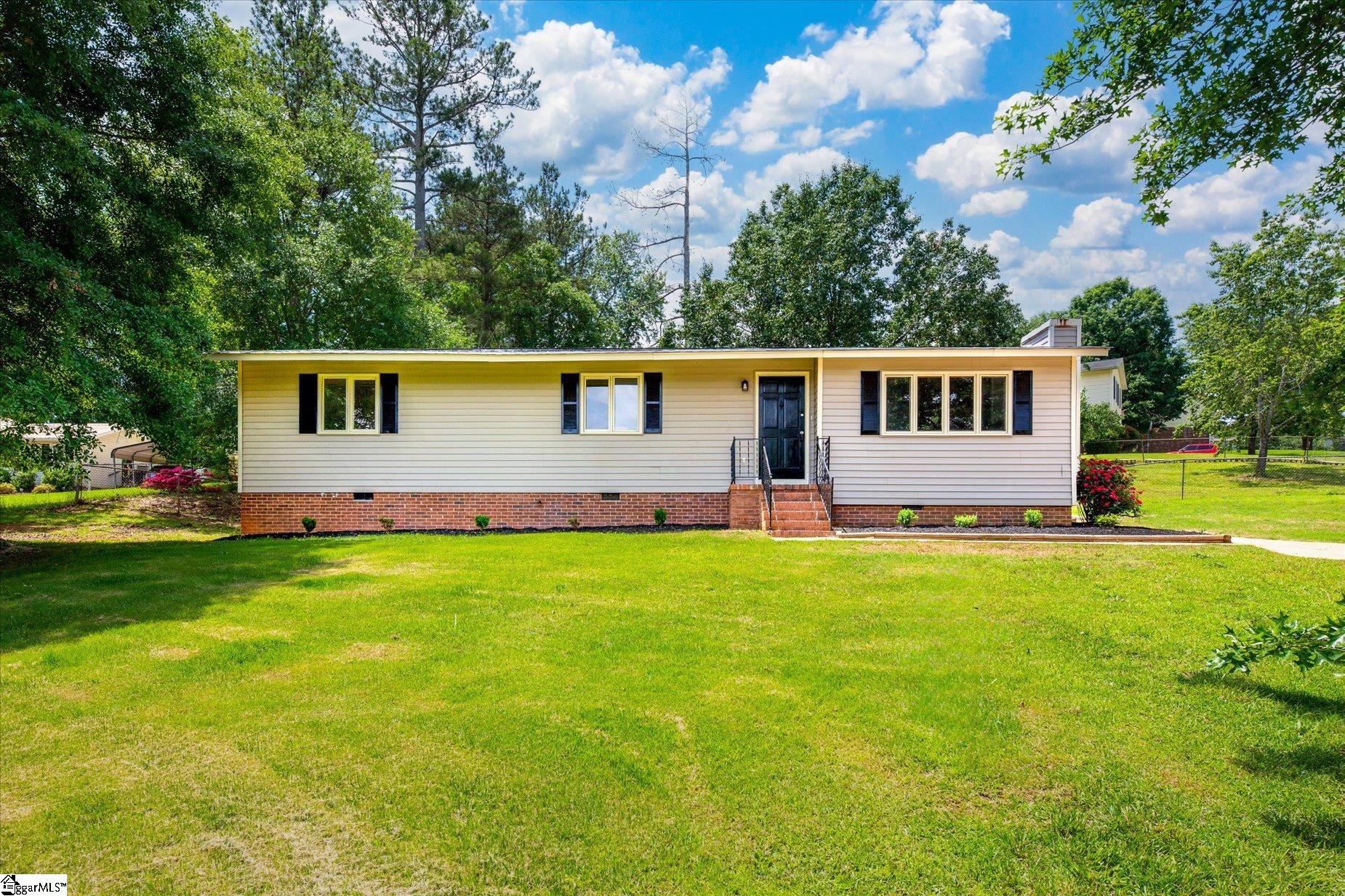 107 Sherry Lane Easley, SC 29640 - Photo 2 of 22