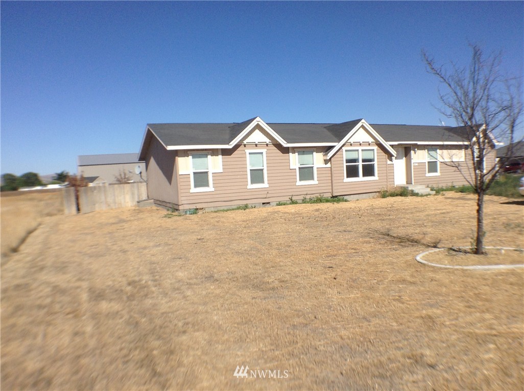 796 South McKinney Road Othello, WA 99344 - Photo 1 of 16 Gallery Image 1