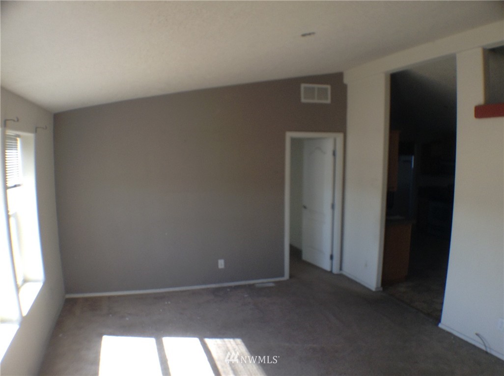 796 South McKinney Road Othello, WA 99344 - Photo 2 of 16 Gallery Image 2