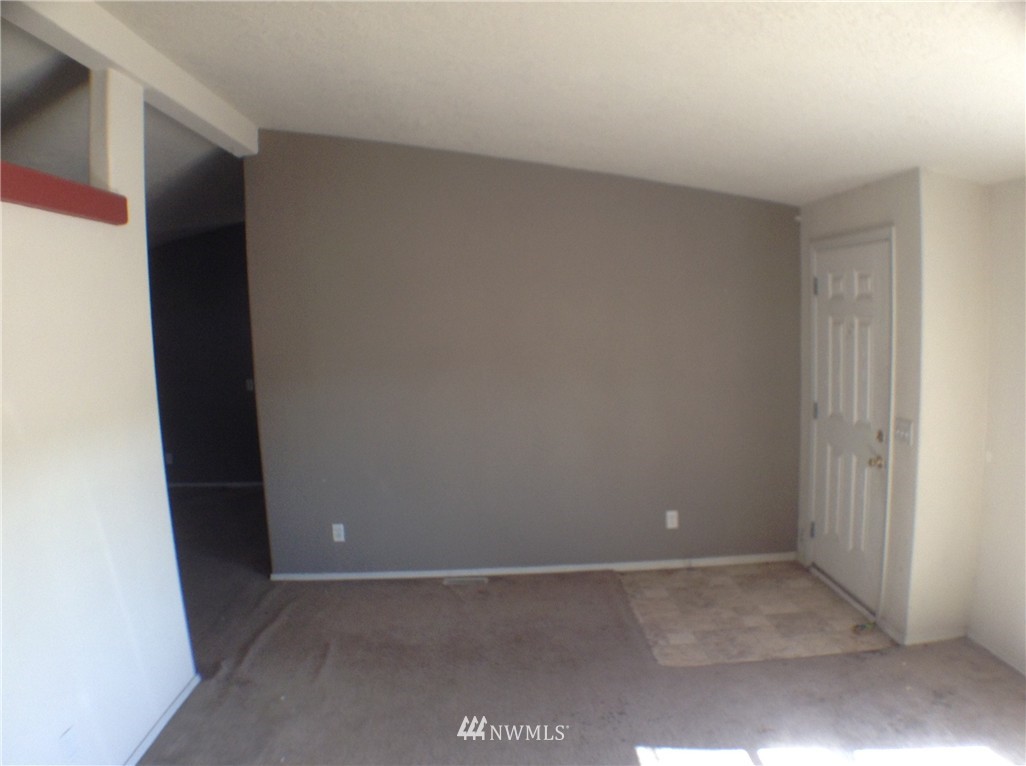 796 South McKinney Road Othello, WA 99344 - Photo 3 of 16 Gallery Image 3