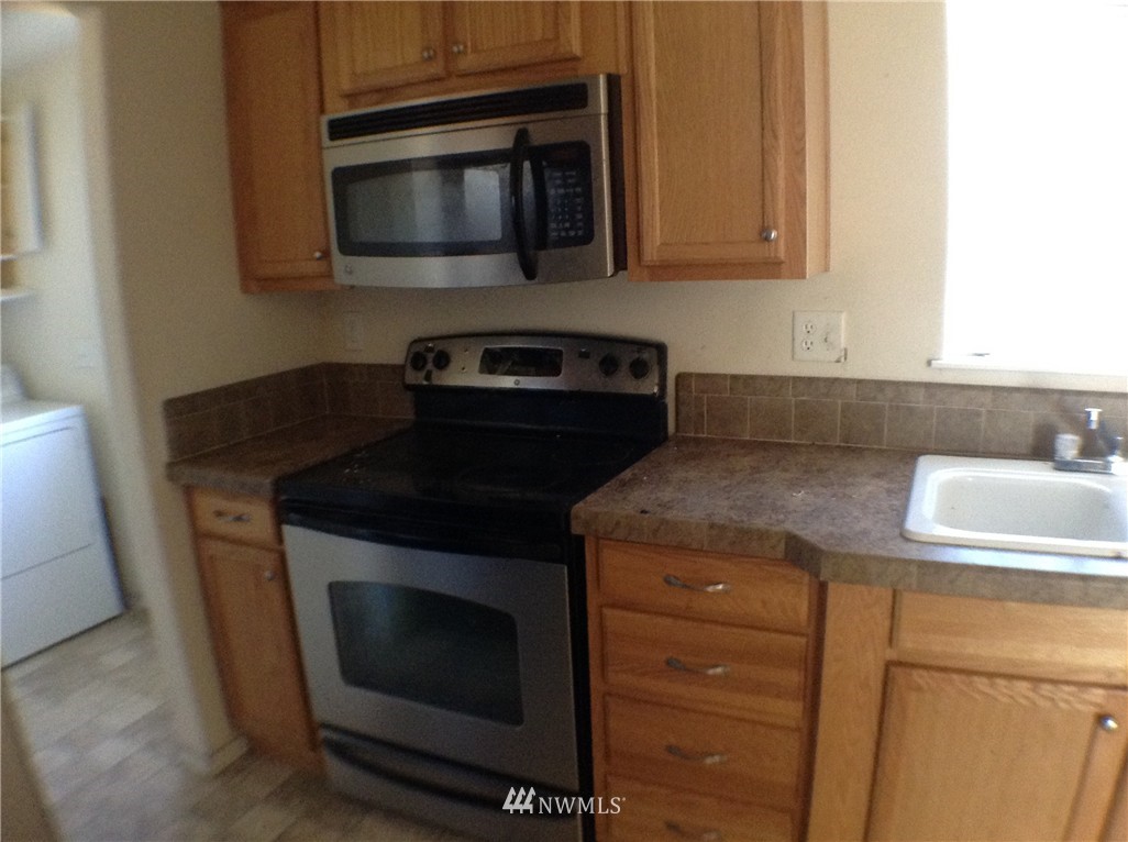796 South McKinney Road Othello, WA 99344 - Photo 8 of 16 Gallery Image 8